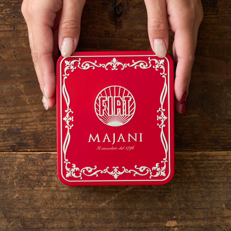 FIAT フィアット チョコレート・ミニカーセット缶 マイアーニ Majani C-26 / バレンタイン のし包装メッセージカード不可