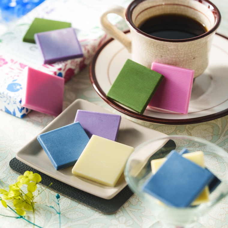 CARRE DE 4 COLORS Bouquet（カレ・ド・4カラーズ ブーケ）幸せの4色チョコレート ブーケ C-26 LB バレンタイン のし包装メッセージカード不可