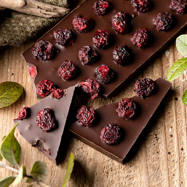 ネレウラ BERRY LOVE 150g 賞味期限2023年8月,9月 ストロベリー / ラズベリー / チェリー / ワイルドブラックベリー