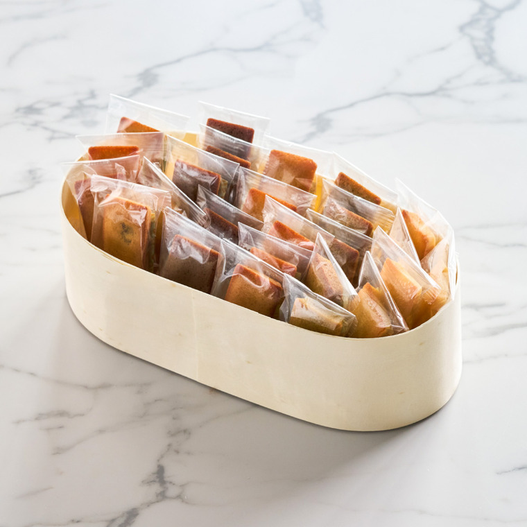 DEAN & DELUCA ディーンアンドデルーカ プティフィナンシェコレクション 春夏限定 25個入 のし包装メッセージカード不可