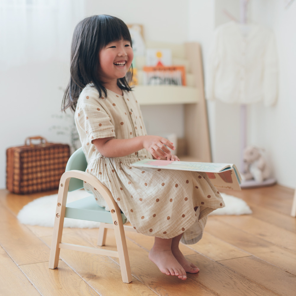 キッズチェア 木製 ロータイプ 子供用 くすみカラー Kids Arm Chair -amy- ILC-3434 のし、包装、メッセージカード不可