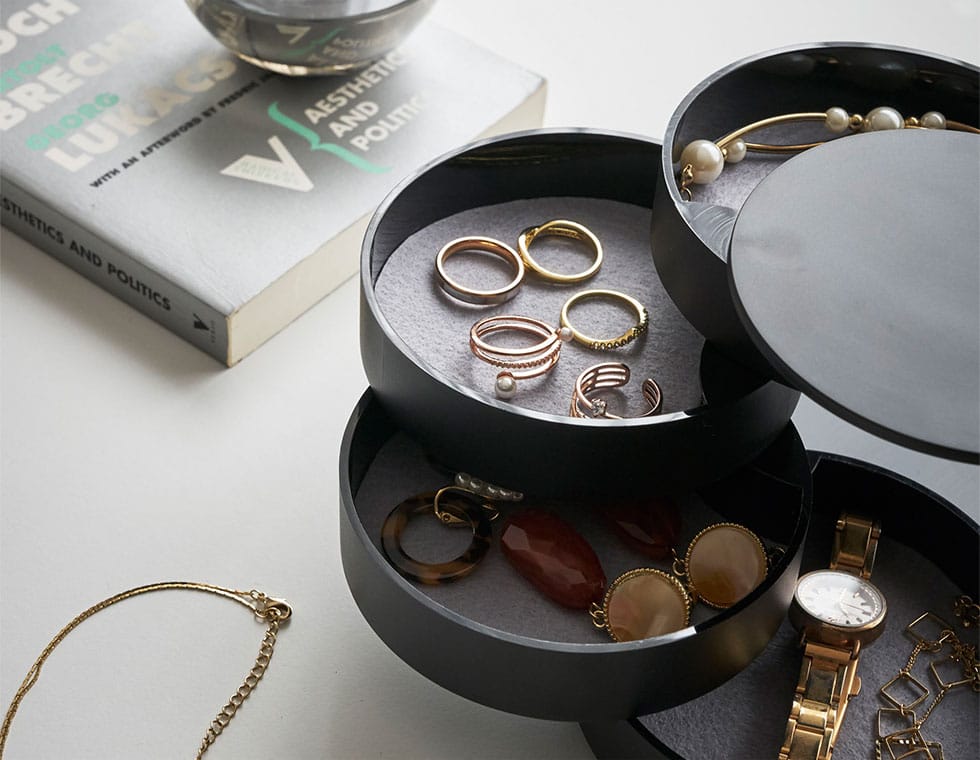 アクセサリートレー ４段 タワー 山崎実業 tower ホワイト/ブラック 4068 4069 タワーシリーズ