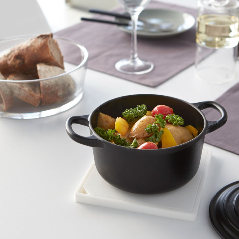 シリコン鍋敷き 角型 タワー 山崎実業 tower ホワイト/ブラック 2952 2953 タワーシリーズ