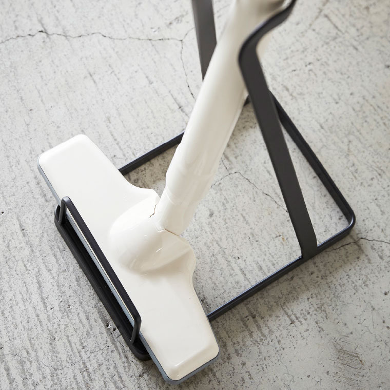 スティッククリーナースタンド タワー 山崎実業 tower ホワイト/ブラック 3273 3274 タワーシリーズ