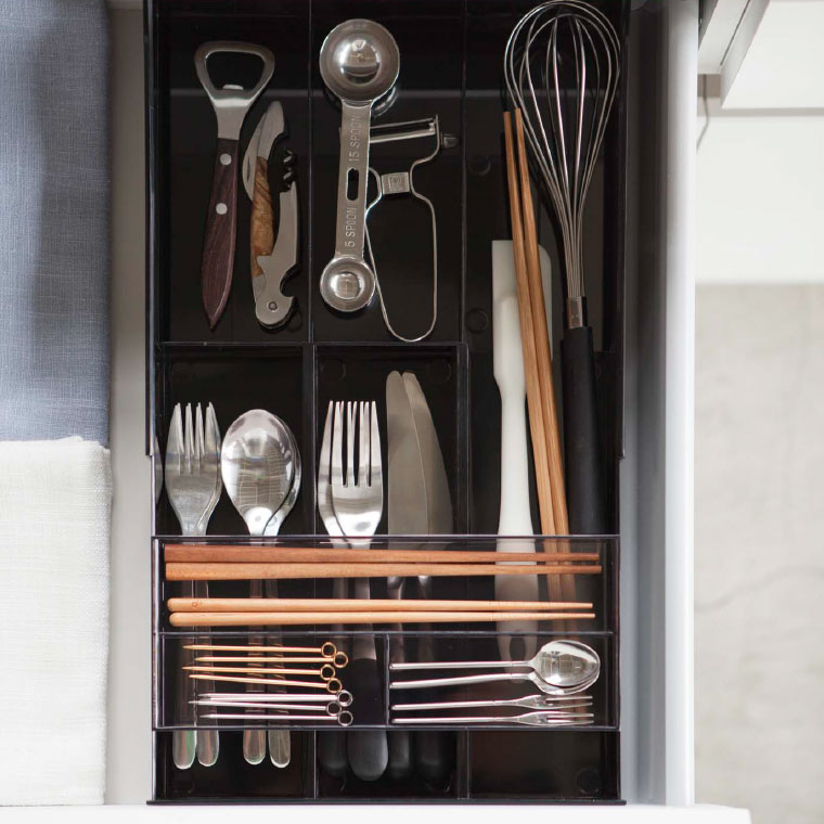 伸縮＆スライド カトラリートレー タワー 山崎実業 tower ホワイト/ブラック 3382 3383 タワーシリーズ