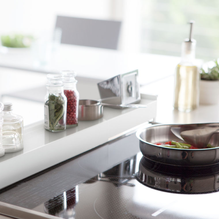 棚付き伸縮排気口カバー タワー 山崎実業 tower スパイス ラック ホワイト/ブラック 3445 3446 タワーシリーズ