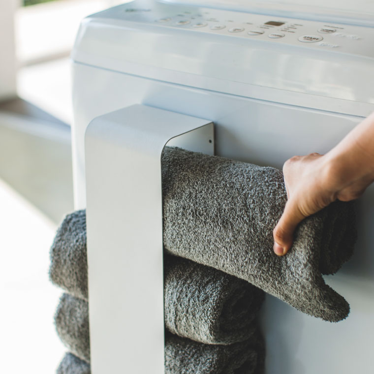 マグネットバスタオルホルダー タワー 山崎実業 tower ホワイト/ブラック 3619 3620 タワーシリーズ マグネット