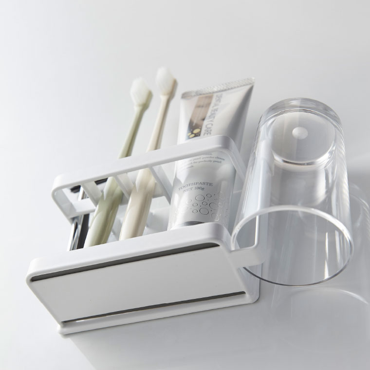 マグネットバスルームトゥースブラシスタンド タワー 山崎実業 tower 歯ブラシホルダー ホワイト/ブラック 3807 3808 タワーシリーズ マグネット