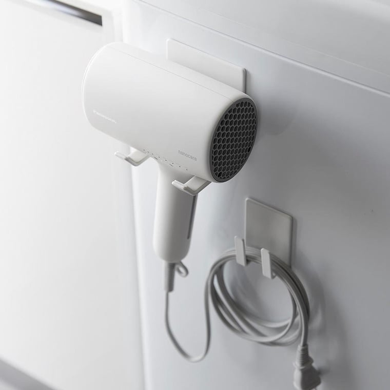 （土・日発送可） マグネットドライヤー&コードホルダー タワー 山崎実業 公式 tower 1739 1740 ホワイト ブラック