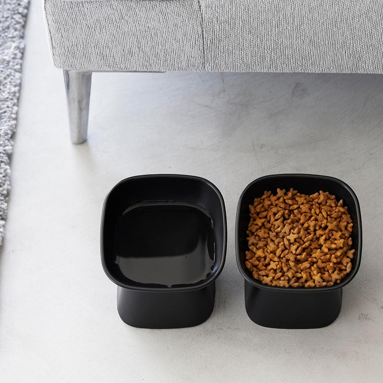 山崎実業 tower 食べやすい高さ陶器ペットフードボウル タワー 斜めトール 1781 1781 ホワイト ブラック