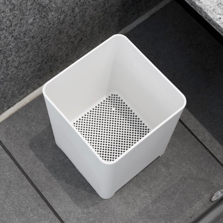 （土・日発送可） 水が抜けるゴミ箱 タワー 5L 山崎実業 公式 tower ゴミ箱 1812 1813 ホワイト ブラック