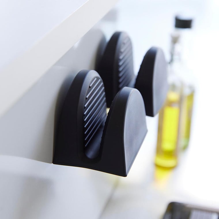 （土・日発送可） マグネットシリコーン鍋つかみ タワー 2個組 山崎実業 公式 tower ホワイト ブラック 1957 1958 / 食洗機対応可 送料無料