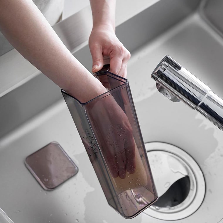 （土・日発送可） ハンドル付き冷水筒 タワー 1.2L 山崎実業 公式 tower キッチン 1646 1647 ホワイト ブラック