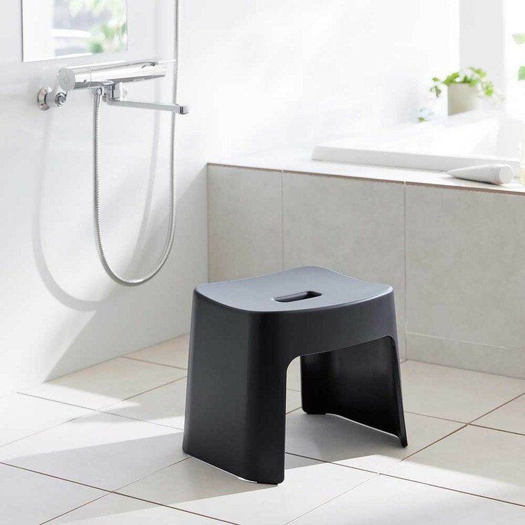 [ 洗いやすいマグネット風呂イス タワー SH26 ] 山崎実業 公式 tower 26cm 1651 1652 白 黒 / バスチェア 風呂 イス 風呂椅子 お風呂 バスルーム マグネット 風呂用椅子 浮かせる収納