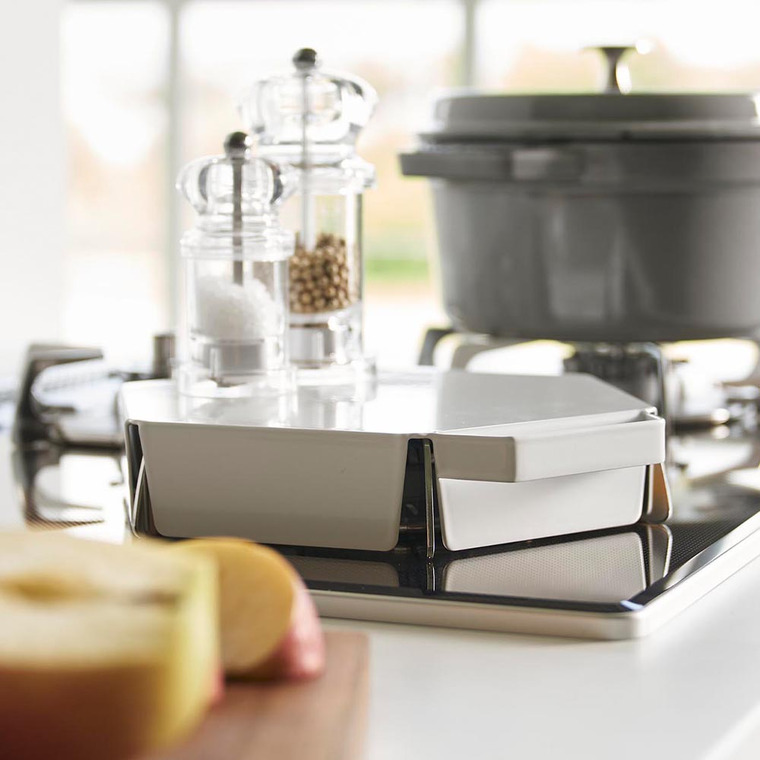 （土・日発送可） 立てて置ける五徳カバー タワー 山崎実業 公式 tower キッチン 1413 1414 ホワイト ブラック