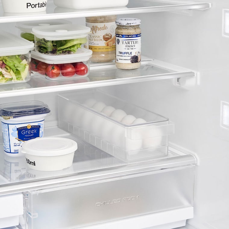 （土・日発送可） 冷蔵庫中蓋付き卵ケース タワー 山崎実業 公式 tower 1481 1482 ホワイト ブラック / 冷蔵庫内 収納 14個用 たまご ケース 重ね置き