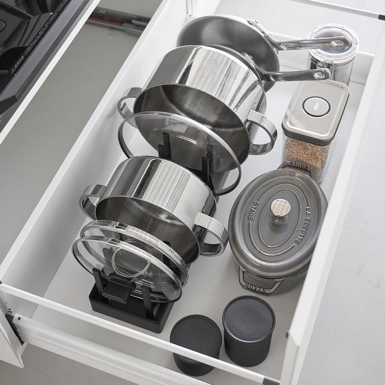 シンク下幅調節鍋蓋&フライパン収納スタンド タワー W32 山崎実業 公式 tower 1359 1360 ホワイト ブラック / 幅32cm キッチン収納 送料無料