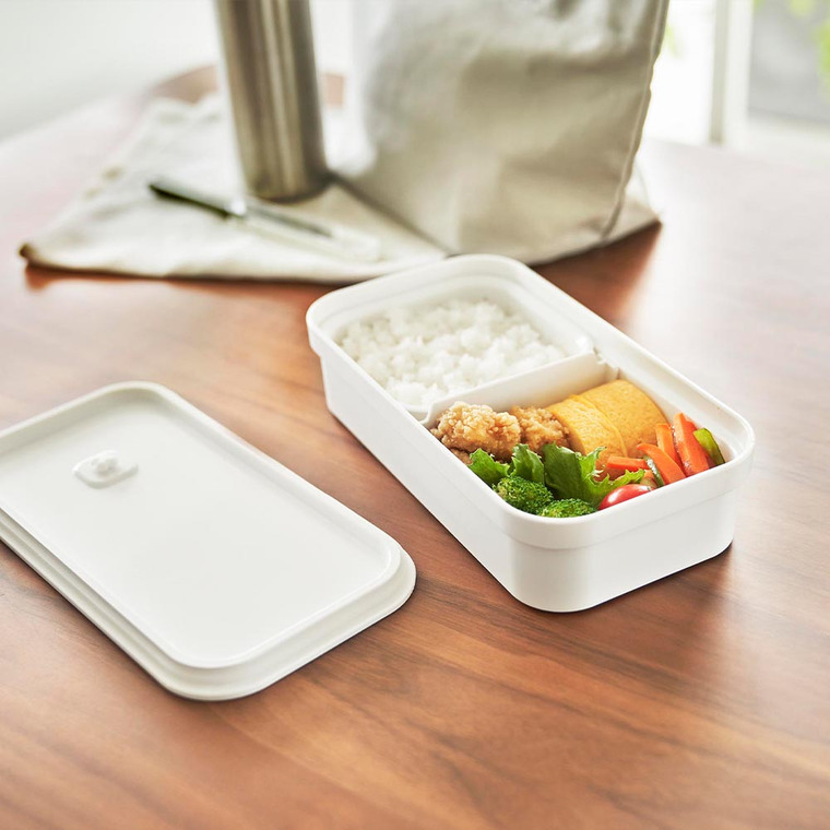 冷凍ごはん用のザルがそのまま入るバルブ付き密閉ランチボックス タワー 山崎実業 公式 tower 1363 1364 ホワイト ブラック / 750mL 弁当箱 保存容器 電子レンジ 食洗機 対応