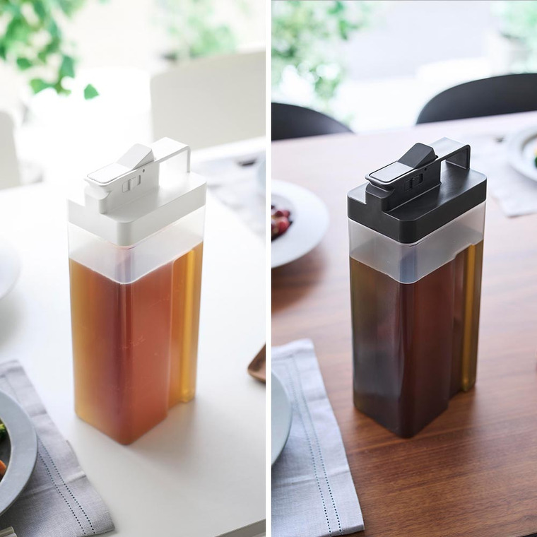 倒して置けてそのまま注げる冷水筒 タワー 2.2L 山崎実業 公式 tower 10029 10030 ホワイト ブラック 送料無料