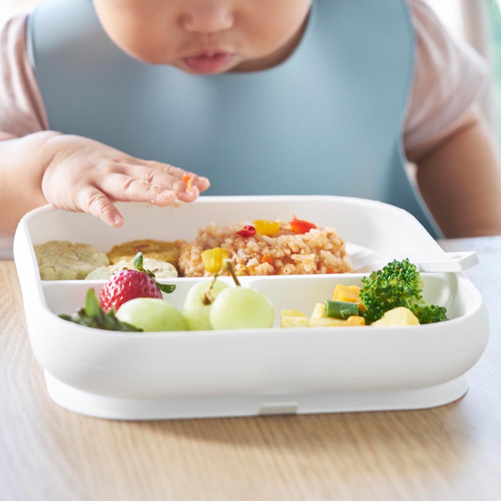 吸盤付きシリコーンベビーフードトレー タワー 山崎実業 公式 tower 10049 10050 ホワイト ブラック / 食洗機 電子レンジ 冷凍 対応 送料無料