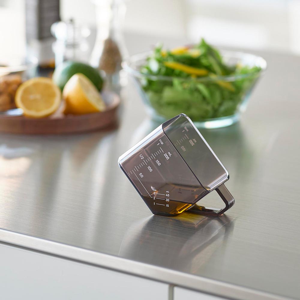 大さじも量れる計量カップ タワー 山崎実業 公式 tower 10143 10144 ホワイト ブラック / 200mL 大さじ 耐熱 食洗機対応 電子レンジ対応