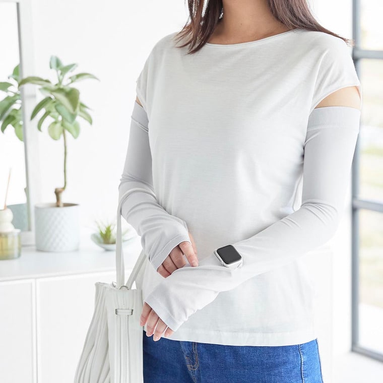 リバーシブルで使えるアームカバー タワー 山崎実業 公式 tower 10211 10212 ライトグレー ブラック / 時計が見える UV 冷感 UVカット 紫外線カット 接触冷感 UPF50+ 日焼け対策