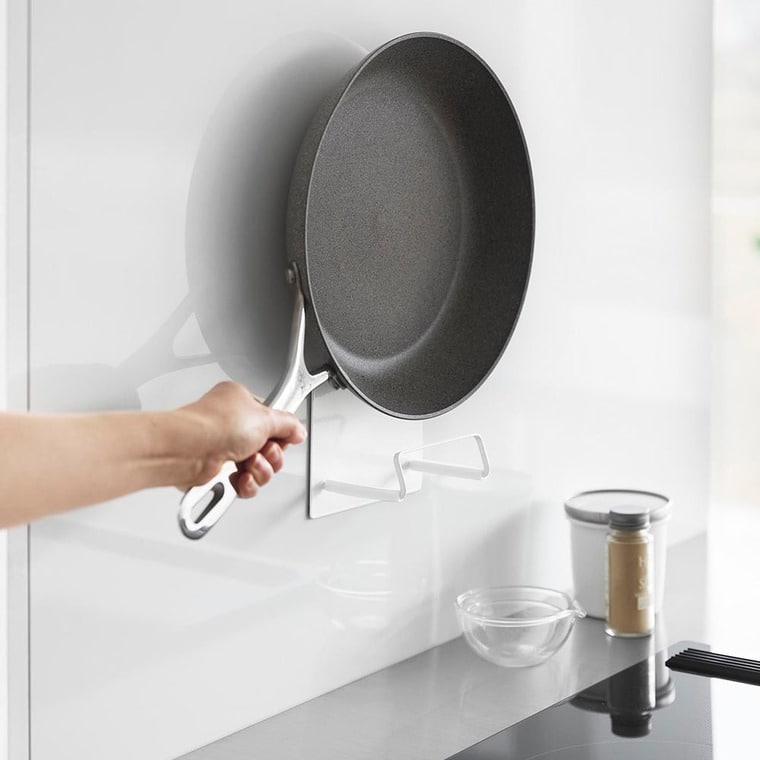 マグネットフライパンホルダー タワー 山崎実業 公式 tower 10405 10406 ホワイト ブラック