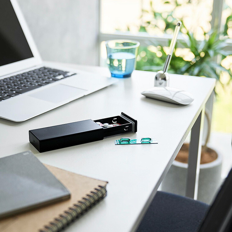 密閉スリムピルケース タワー 山崎実業 tower 公式 10662 10663 ホワイト ブラック