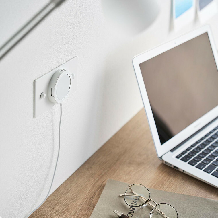 山崎実業 tower ウォールスマートフォン充電ホルダー タワー 石こうボード壁対応 公式 10084 10085 ホワイト ブラック