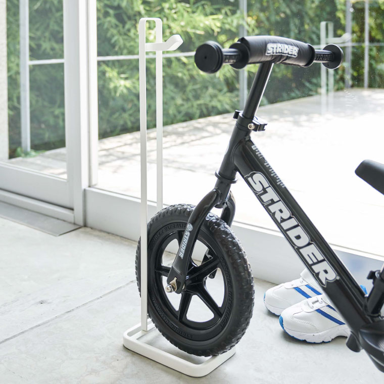 ペダルなし自転車＆ヘルメットスタンド タワー 山崎実業 tower ホワイト/ブラック 4340 4341 タワーシリーズ