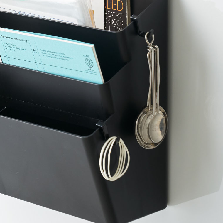 冷蔵庫横マグネット収納ポケット ３段 タワー 山崎実業 tower マグネットホワイト/ブラック 4496 4497 タワーシリーズ マグネット