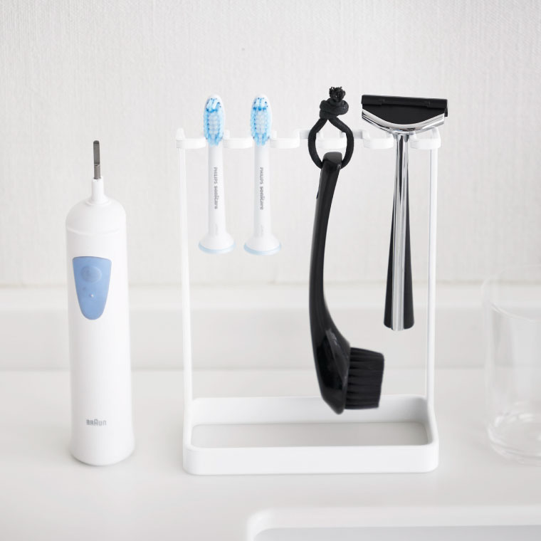 歯ブラシスタンド ５連 タワー 山崎実業 tower 歯ブラシホルダー ホワイト/ブラック 4698 4699 タワーシリーズ