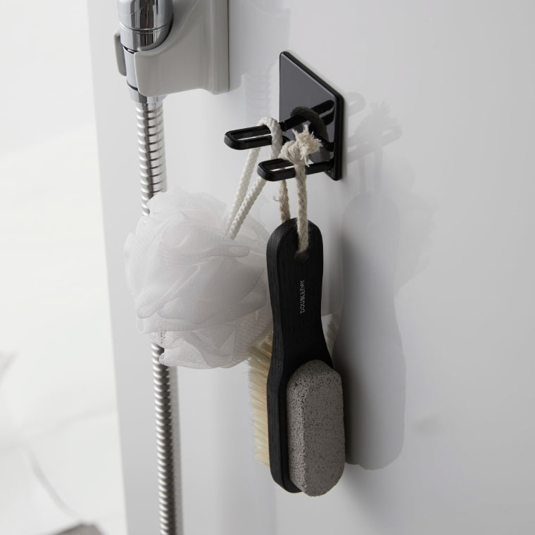 マグネットバスルームシェーバーホルダー タワー 山崎実業 tower ホワイト/ブラック 4706 4707 タワーシリーズ マグネット