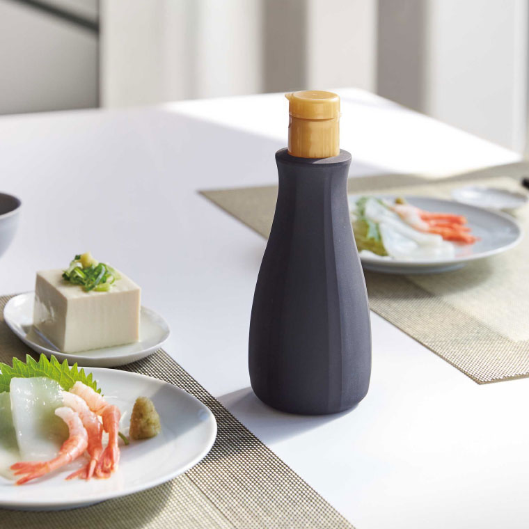 卓上醤油ボトルカバー タワー 山崎実業 tower ホワイト/ブラック 3936 3937 タワーシリーズ