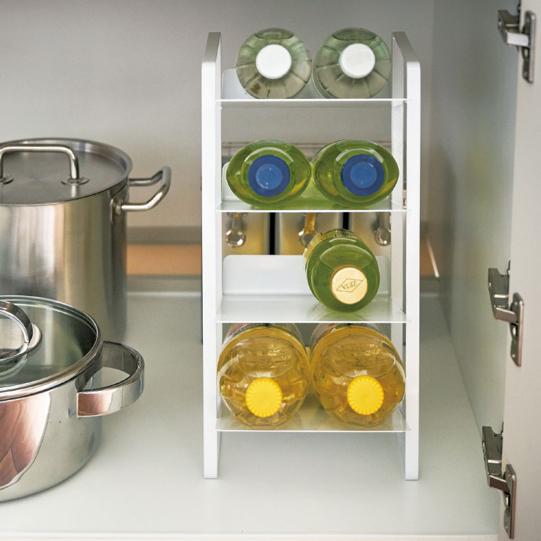 シンク下ボトルストッカー ４段 タワー 山崎実業 tower ホワイト/ブラック 4304 4305 タワーシリーズ