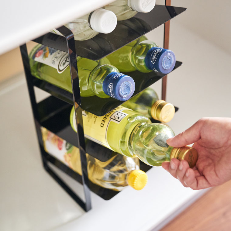 シンク下ボトルストッカー ４段 タワー 山崎実業 tower ホワイト/ブラック 4304 4305 タワーシリーズ