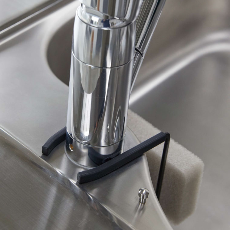 蛇口にかけるスポンジホルダー タワー 山崎実業 tower ホワイト/ブラック 4388 4389 タワーシリーズ