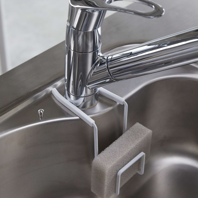 蛇口にかけるスポンジホルダー タワー 山崎実業 tower ホワイト/ブラック 4388 4389 タワーシリーズ