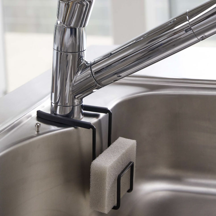 蛇口にかけるスポンジホルダー タワー 山崎実業 tower ホワイト/ブラック 4388 4389 タワーシリーズ