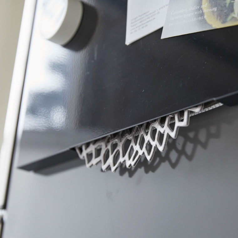 ランチョンマット収納 タワー 山崎実業 tower マグネットホワイト/ブラック 4796 4797 タワーシリーズ マグネット