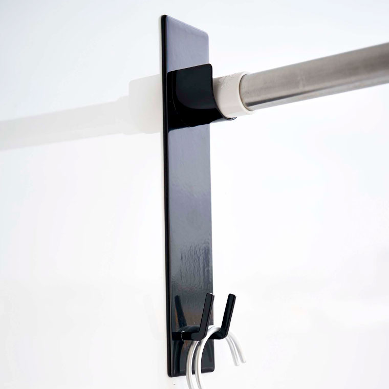 マグネットバスルーム物干し竿ホルダー２個組 タワー 山崎実業 tower 物干し竿ホルダー ホワイト/ブラック 4915 4916 タワーシリーズ