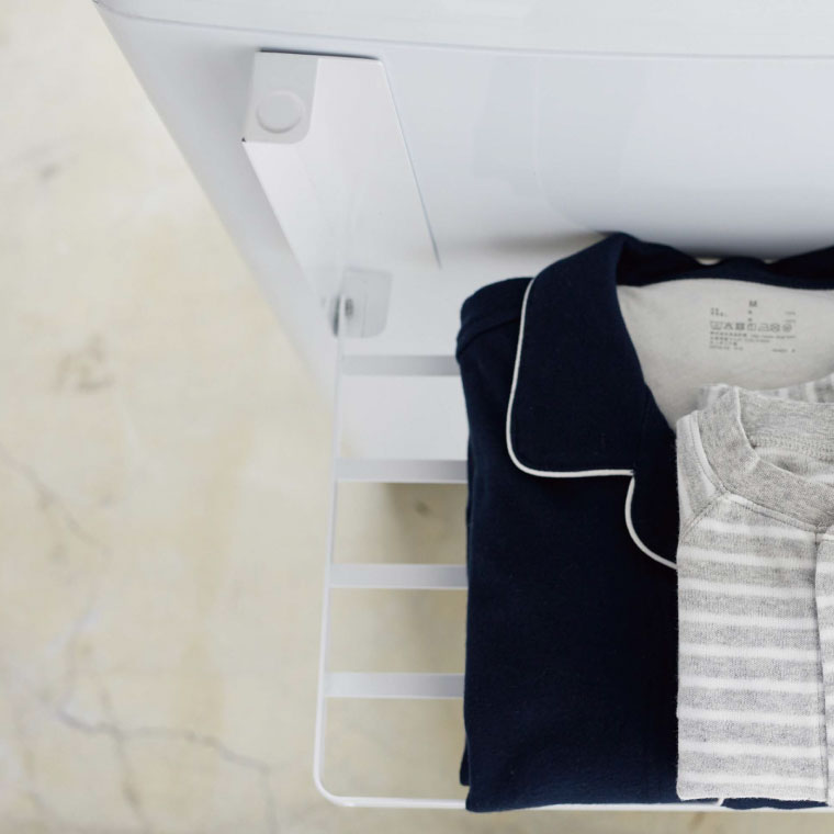 洗濯機横マグネット折り畳み棚 タワー 山崎実業 tower タオル置き ホワイト/ブラック 5096 5097 タワーシリーズ マグネット