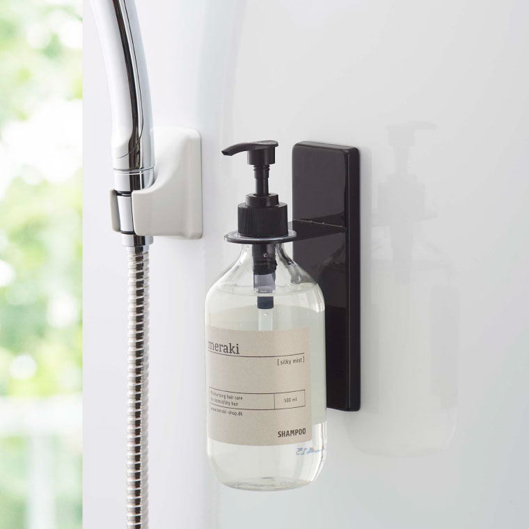 吸盤ディスペンサーホルダー タワー 2個セット 山崎実業 tower シャンプーボトルホルダー ホワイト/ブラック 4869 4870 タワーシリーズ