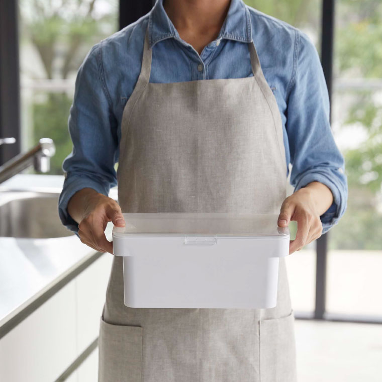 密閉ぬか漬けケース 水取り器付 タワー 山崎実業 tower ホワイト/ブラック 4944 4945 タワーシリーズ