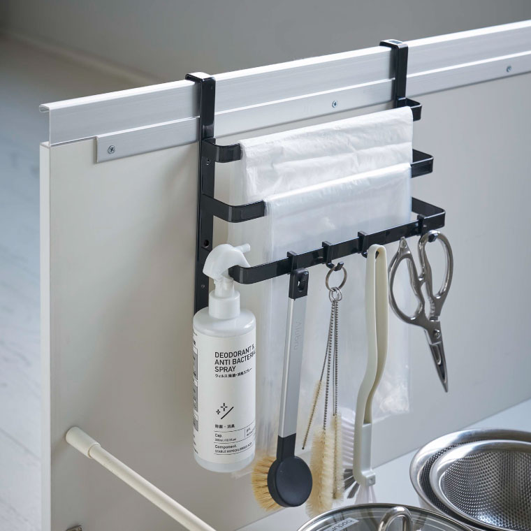 シンク扉ゴミ袋ホルダー タオルハンガー付き タワー 山崎実業 tower ホワイト/ブラック 5027 5028 タワーシリーズ