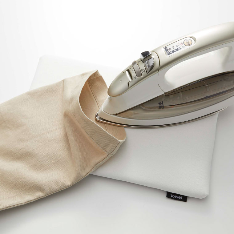 平型ちょい掛けアイロン台 タワー 山崎実業 tower ホワイト/ブラック 5118 5119 タワーシリーズ