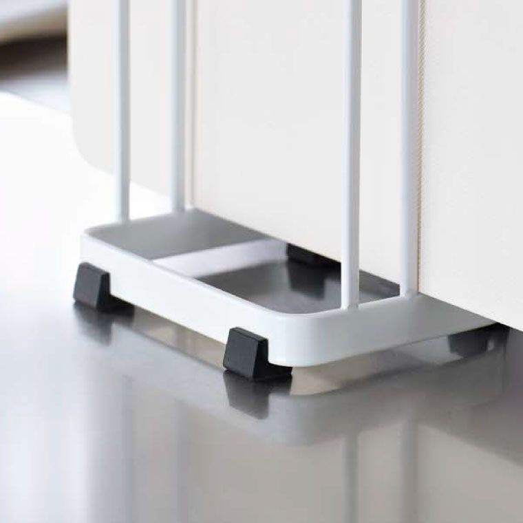 まな板スタンド カッティングボードスタンド タワー 山崎実業 tower ホワイト/ブラック 7135 7136 タワーシリーズ