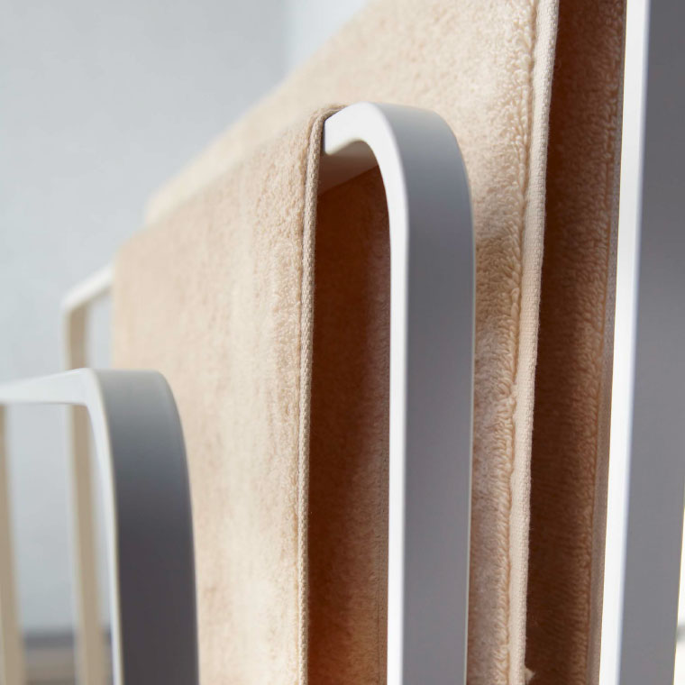 横から掛けられるバスタオルハンガー ３連 タワー 山崎実業 tower ホワイト ブラック 4979 4980