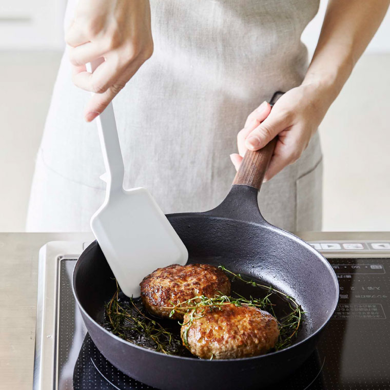 シリコーンフライ返し タワー 山崎実業 tower ホワイト/ブラック 5191 5192 タワーシリーズ