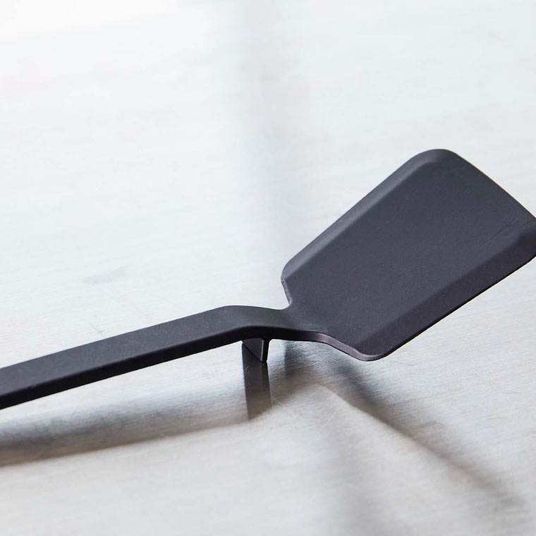 シリコーンフライ返し タワー 山崎実業 tower ホワイト/ブラック 5191 5192 タワーシリーズ